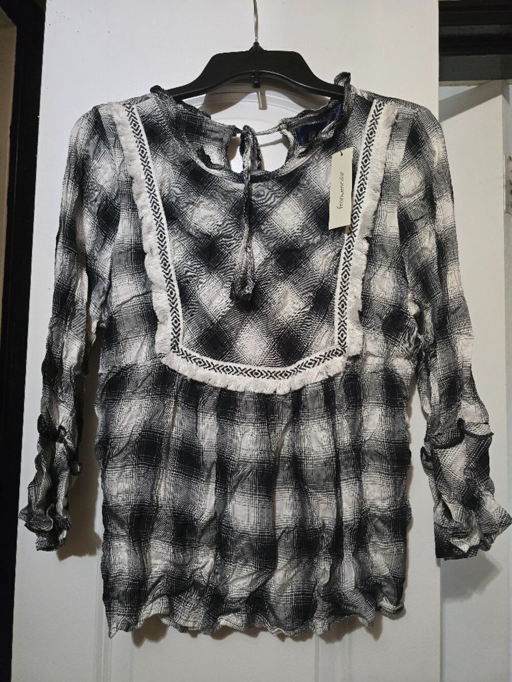 Francesca's Women's Black & White Plaid Babydoll Top W Ruffle Sleeves - Medium